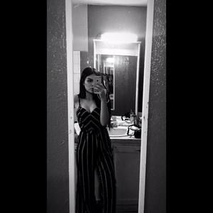 Meet your Posher, Iris